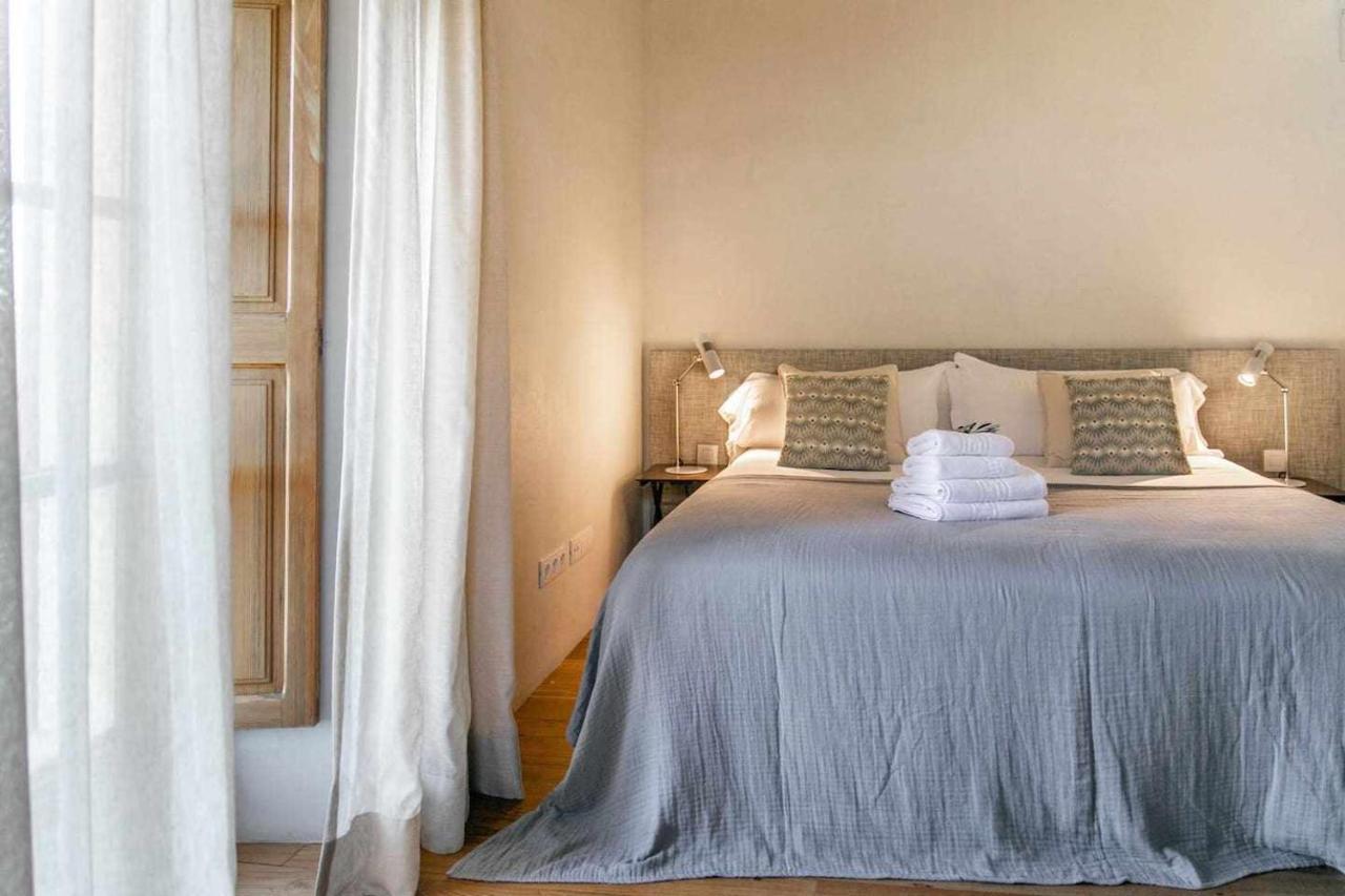Premier Villa Rental In Mallorca Es Barranc Vell 포르톨 외부 사진